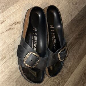 Birkenstock
Madrid Big Buckle Sandals Size 7